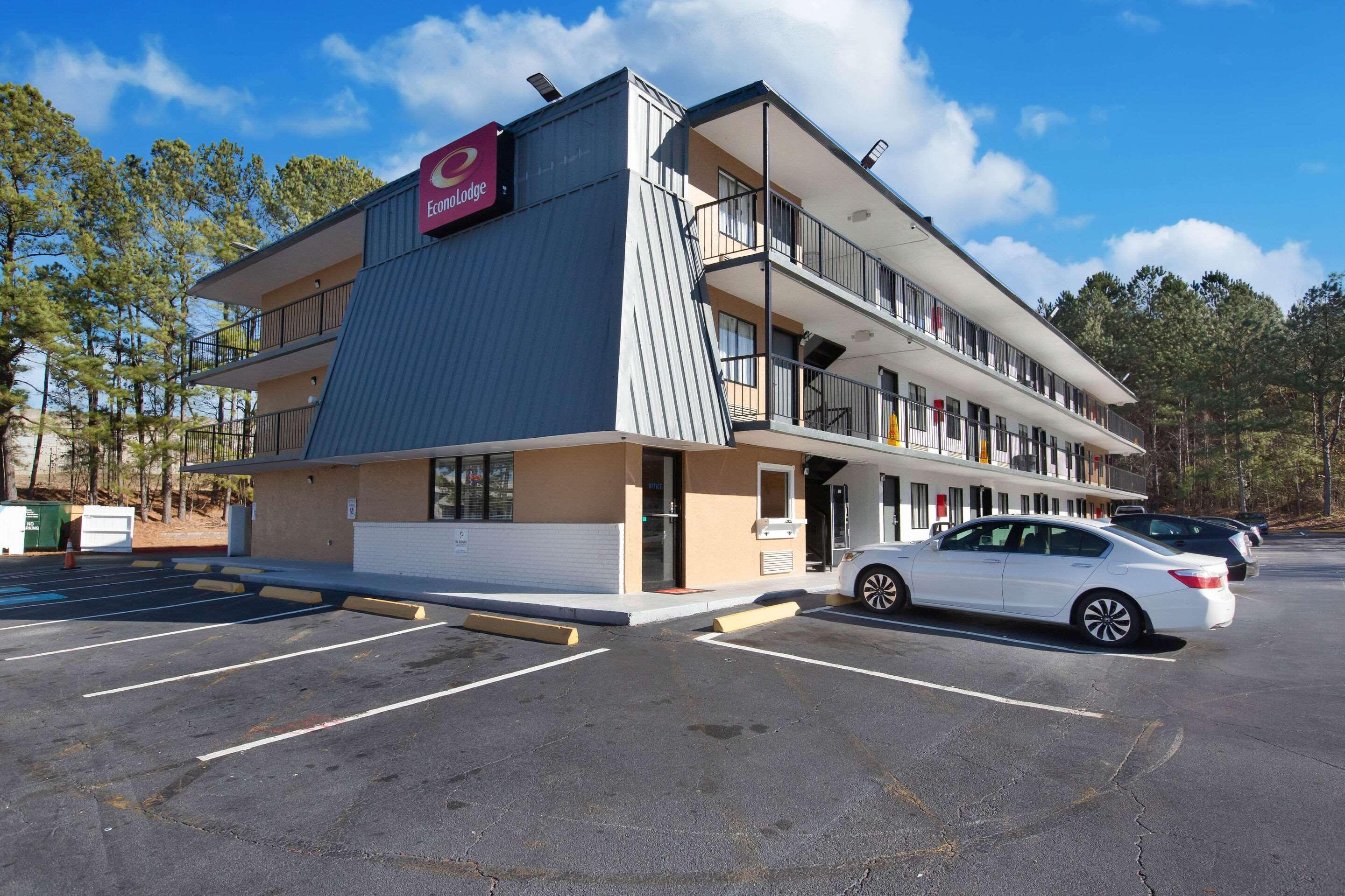 לית'וניה Econo Lodge מראה חיצוני תמונה